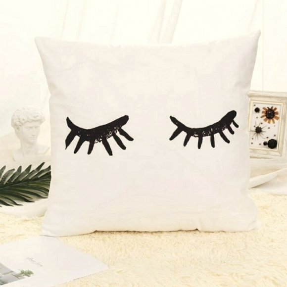 Other - Lashes accent pillow
